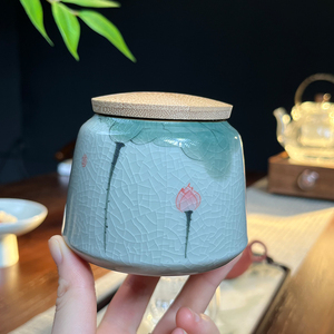冰裂手绘荷花茶叶罐釉下彩木盖罐储茶罐存茶罐陶瓷小号罐子便携