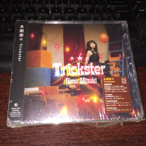 【日】已拆 水树奈奈 水樹奈々 Trickster 带贴纸