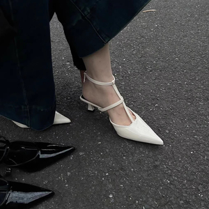 法式气质尖头T字带凉鞋女2024夏季新款小众高级感包头高跟单鞋子