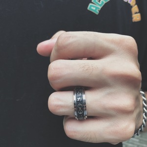 日韩潮牌六字真言钛钢转运戒指男复古个性情侣食指不掉色指环饰品