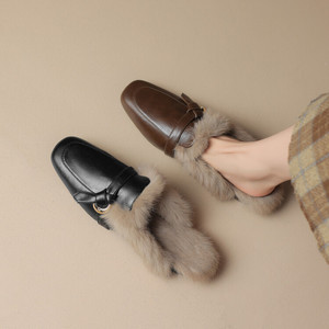 加绒兔毛毛鞋女秋冬季英伦复古大码包头半拖鞋外穿真皮平底穆勒鞋