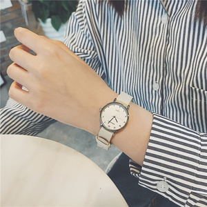布带手表女款帆布表带初高中学生韩版简约气质小众设计石英表新款