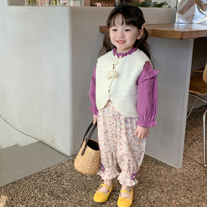 女童套装2023春新款韩版宝宝毛球毛线背心娃娃衫上衣休闲裤三件套