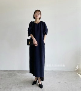 clane松本惠奈款泡泡袖短袖圆领小众设计简单高端大气立体连衣裙