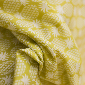 意大利进口薄款青朽黄白色菠萝印花高支纯棉府绸面料设计师布料