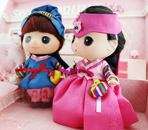 韩国正版 迷糊娃娃ddung冬已韩服情侣送支架 儿童节礼物