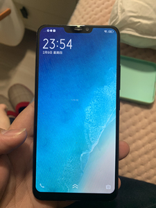 VIVO Y81 内存是3+32 还有张16G的内存卡我记得