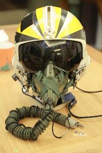 美军越战飞行员aph-6A飞行头盔