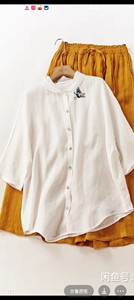 夏季优雅高级亚麻白衬衫刺绣蓝蝶短袖上衣！买回来后试穿了觉得好