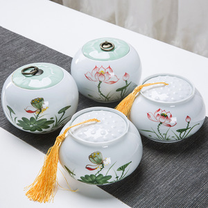 白瓷大肚罐家用半斤装储茶罐手绘荷花陶瓷茶叶罐密封罐礼盒装