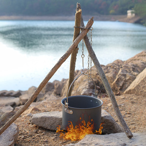亚马逊不锈钢 户外篝火简易便携三脚架野营用品吊锅野餐烧烤支架