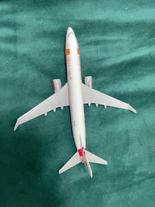 祥鹏航空机模  祥鹏航空飞机模型 1:250  16cm