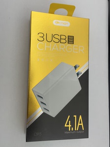 到了一款中诺出品的20W 多口充电头，国标插脚3个USB口，