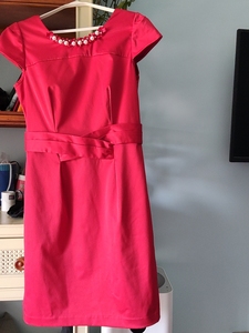 sefon红色礼服，正品，专柜购入。就穿过一次，已经干洗过。
