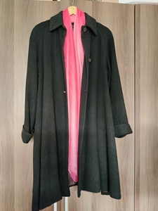 商场购买，台湾品牌蜜雪儿Mysheros 黑色裙摆式羊毛大衣