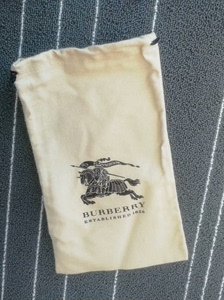 [hot]原厂出的复古老款BURBERRY巴宝莉包包防尘袋