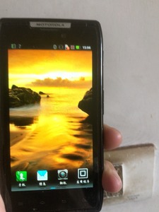 摩托罗拉情怀手机xt910   屏幕贴膜，老款情怀手机，感兴