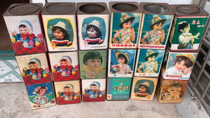 老物件老铁皮盒小孩图案小铁皮箱子娃娃铁皮罐 收藏复古怀旧装饰