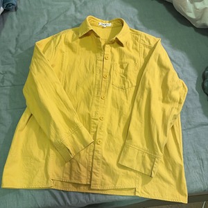 乐町 黄色衬衫外套，s码，穿两次。