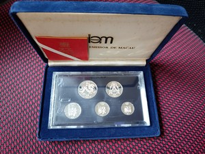 澳门1985年福禄寿鱼龙银币 全银Proof精制套币，发行量