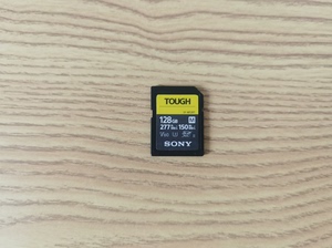 索尼SD存储卡，容量为128GB京东自营购买，没怎么用。