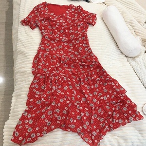 【全新】AIOV 艾欧唯  红色小雏菊连衣裙