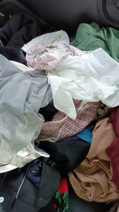 龙湖镇和郑州市区上门回收旧衣服鞋子包包床上用品毛绒娃娃废旧手