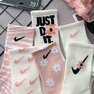 （包邮）奥莱清仓正品Nike耐克樱花袜子四季女款高筒粉色小雏