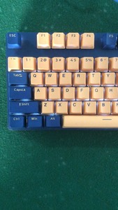 雷柏V500PRO机械键盘黄蓝双拼色青茶红黑轴办公电脑游戏电