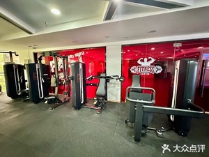 健身年卡一张 上海市闵行区龙柏香榭苑 爱健身健身房13个月