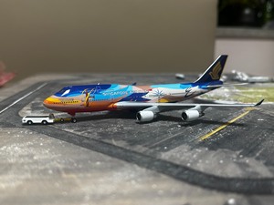 绝版phoenix1/400 新加坡航空747七色鸟 事故机