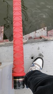 欧迪嘉降龙鲟鱼竿，9米。巨物竿中的佼佼者。除了重，没有缺点，