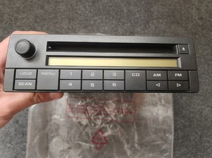 大众 桑塔纳 志俊vista 原厂全新cd机收音机，大众维修
