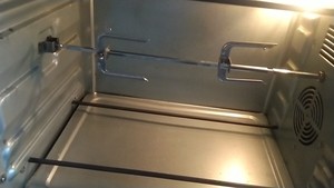 海氏烤箱A30，38L，9成新，用的很少，有烤架，可以做烤鸡