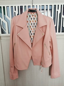 哥弟粉色夹克，全新未穿过，3码，剪标，保证正品