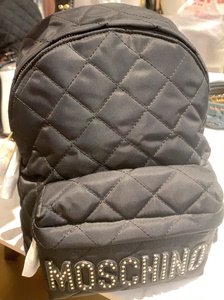 香港购入大牌同款双肩背包，凌格布料，全新未使用闲置出售，二手