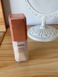 闲置个人化妆品HABA无添加粉底液30ml，色号01，201