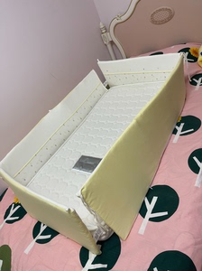 英式婴儿床 床围挡，无污渍，防磕碰，110✖️60的婴儿床可