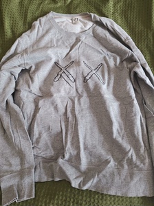 优衣库芝麻街灰色男款圆领卫衣，XL180码，八成新，需要的滴