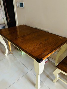 纯实木家具，1.4米*一桌四椅原价6800元（现在百川相似款