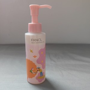 日本FANCL芳珂卸妆油樱花季限定，具体余量请看图，图片为实