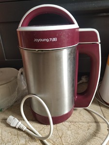 九阳全自动家用豆浆机，1.2升，1000W，枣红色，无网研磨