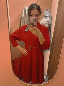 ONLY红色中长裙，线下商场购买，订婚穿了一次，无下水，身高