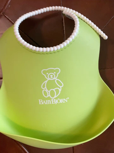 全新瑞典BabyBjorn 金宝贝 围兜宝宝吃饭立体口水围嘴