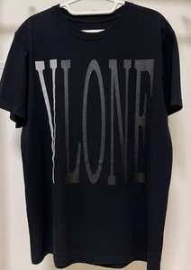 《闲置正品VLONE》短袖T恤 男女同款 黑灰色 情侣款 ～