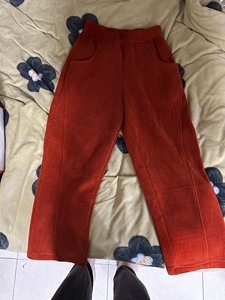 成人的裤子哈不想要红色的可以选这个橘红色，南瓜色，嗷嗷好看的