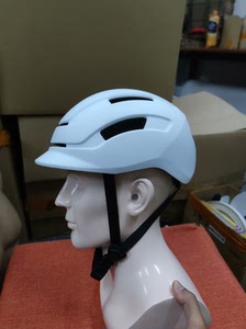 全新微瑕疵品牌Latit 摩托车电动车头盔夏季安全帽男女头盔