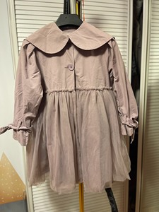 女童设计师品牌春秋连衣裙款风衣外套，有通体内衬