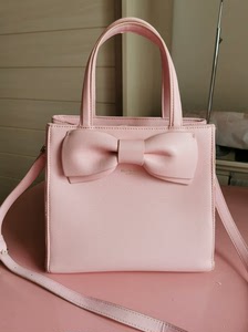 197.歌莉娅粉色蝴蝶结斜挎手提包。专柜正品，颜色温柔，大蝴