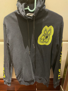 MCQ兔子头卫衣，男装，L码，香港购入，800转。二手衣服不